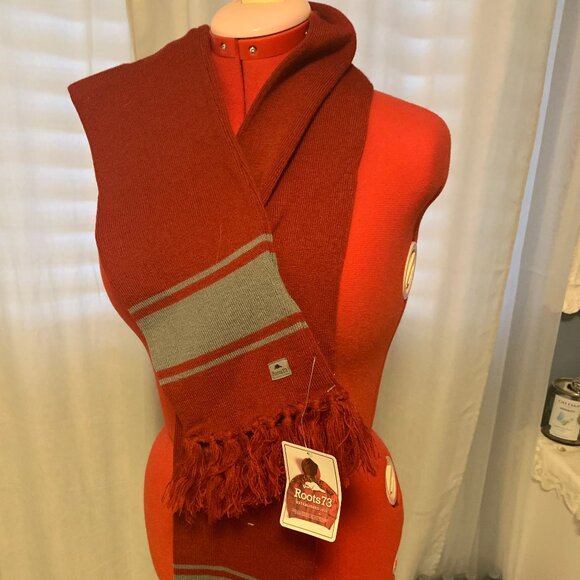 Roots New Knit Scarf - Picture 1 of 6